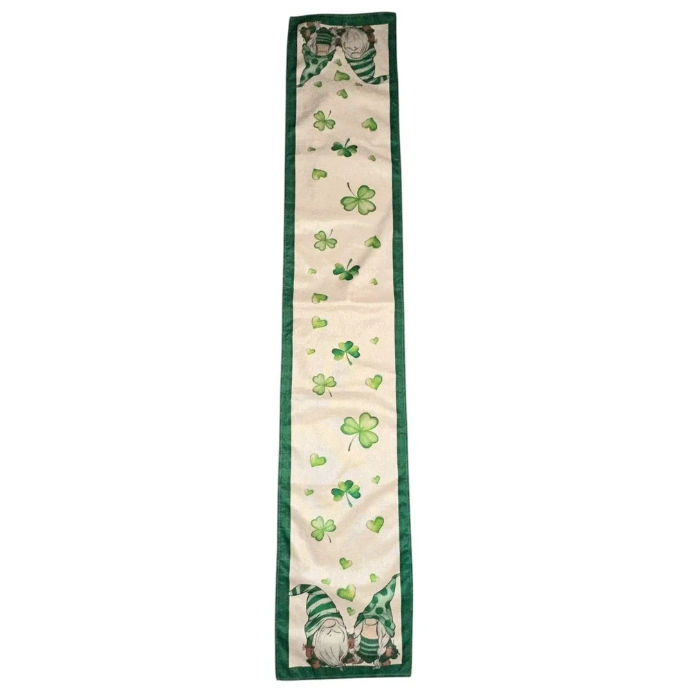 St Patricks Day Gnome‎ Heart Clover Irish Green Table Runner 13